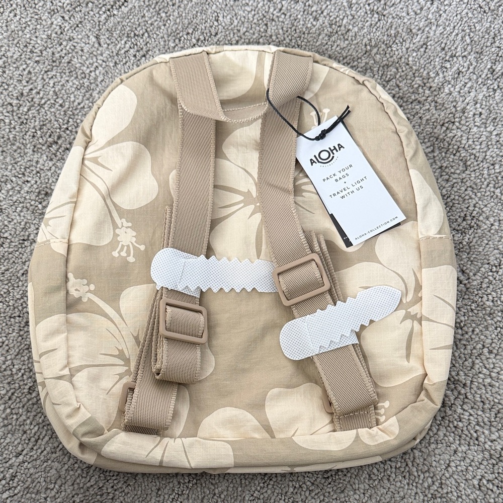 ALOHA Collection Keep it Light Nylon Mini Backpack - Picture 3 of 5